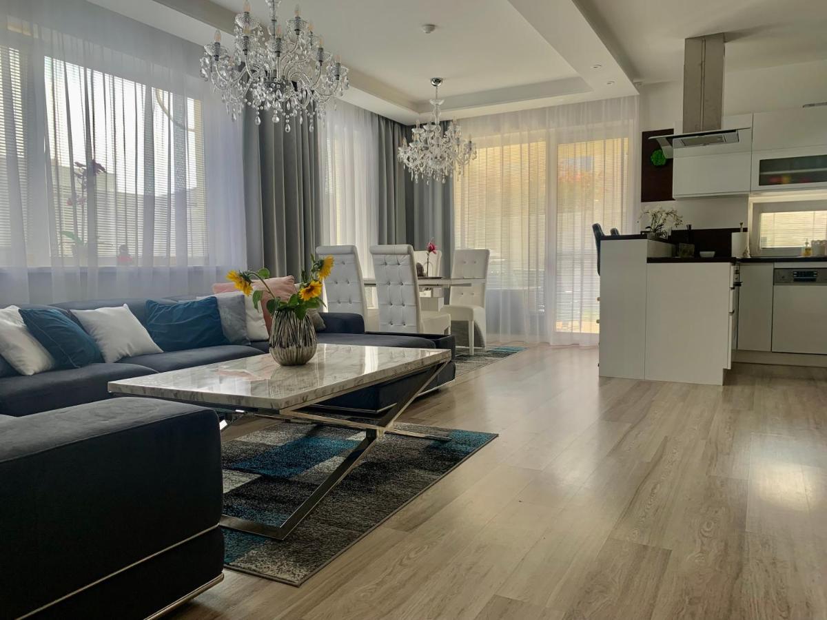 Apartmán Modern 2 Bed House Near Bratislava With Parking Rovinka Exteriér fotografie